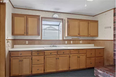 807 Cedar St, Yoncalla, OR 97499 - Photo 25