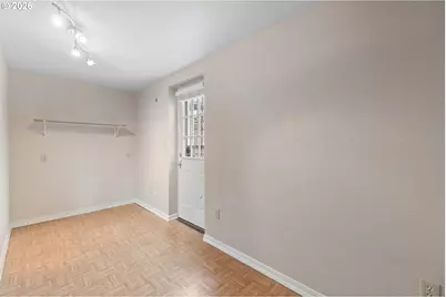 3218 NE 132nd Ave, Portland, OR 97230 - Photo 37