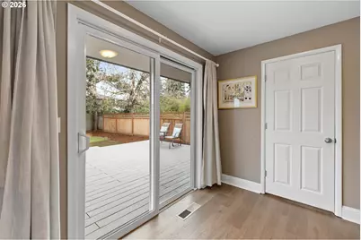 3218 NE 132nd Ave, Portland, OR 97230 - Photo 17