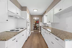 3218 NE 132nd Ave, Portland, OR 97230 - Photo 13