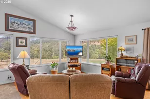 150 Riverwood Ln, Oakland, OR 97462 - Photo 11