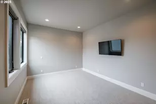 212 Kurth Meadow Ave, Salem, OR 97306 - Photo 33