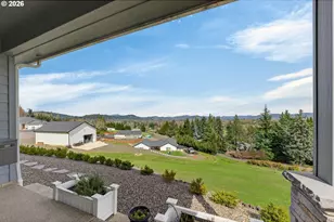 445 Madera Ln, Roseburg, OR 97471 - Photo 15