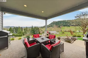 445 Madera Ln, Roseburg, OR 97471 - Photo 7