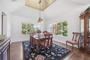 2790 Carriage Way, West Linn, OR 97068 - Photo 5
