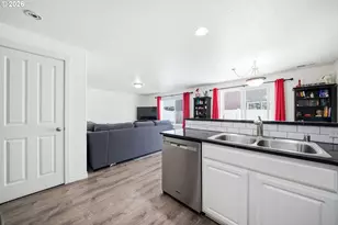 7909 NE 62nd Cir, Vancouver, WA 98662 - Photo 7