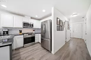 7909 NE 62nd Cir, Vancouver, WA 98662 - Photo 5