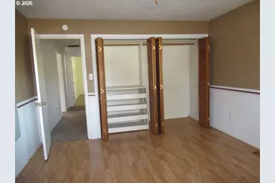 114 Walnut St, Independence, OR 97351 - Photo 17