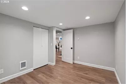 4414 NE 32nd Pl, Portland, OR 97211 - Photo 11