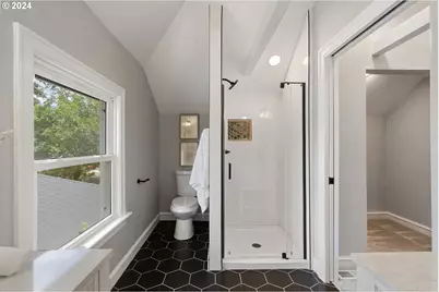 4414 NE 32nd Pl, Portland, OR 97211 - Photo 9