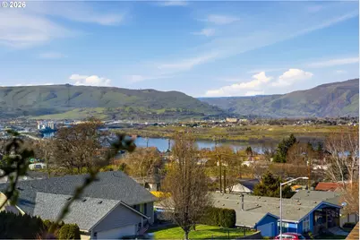 1704 Oakwood Dr, The Dalles, OR 97058 - Photo 33