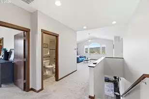 1704 Oakwood Dr, The Dalles, OR 97058 - Photo 9