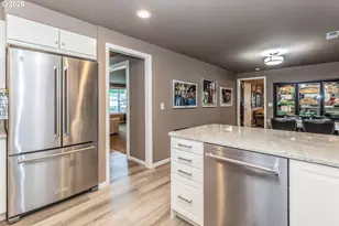 15065 SE Brightwood Ave, Milwaukie, OR 97267 - Photo 9
