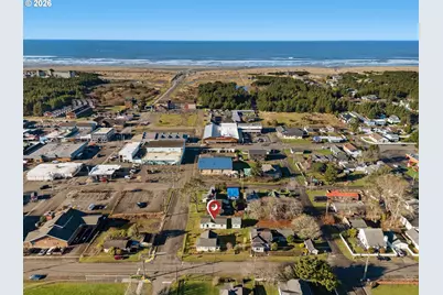 208 2nd St, Long Beach, WA 98631 - Photo 3