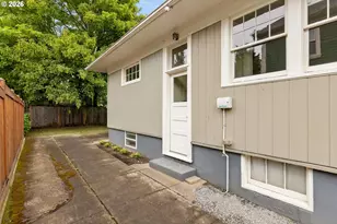 923 NE Tillamook St, Portland, OR 97212 - Photo 19