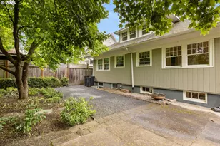 923 NE Tillamook St, Portland, OR 97212 - Photo 21