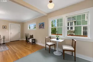 923 NE Tillamook St, Portland, OR 97212 - Photo 5
