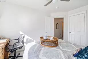 21780 NE Larkspur Ln, Fairview, OR 97024 - Photo 27