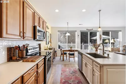 21780 NE Larkspur Ln, Fairview, OR 97024 - Photo 9