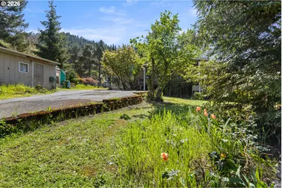 508 Gael Ln, Myrtle Creek, OR 97457 - Photo 3