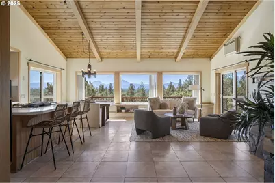 16966 Canyon Crest Dr, Sisters, OR 97759 - Photo 9