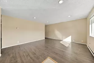 837 SE Vine Maple Dr, Myrtle Creek, OR 97457 - Photo 5