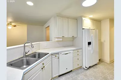 1032 Stanfield Rd, Woodburn, OR 97071 - Photo 7