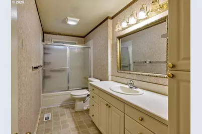 1032 Stanfield Rd, Woodburn, OR 97071 - Photo 17