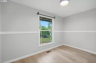12955 SW 22nd St, Beaverton, OR 97008 - Photo 17