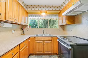 971 19th Ave, Longview, WA 98632 - Photo 7