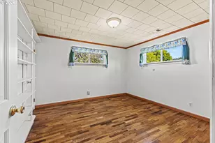 412 23rd St, Myrtle Point, OR 97458 - Photo 19