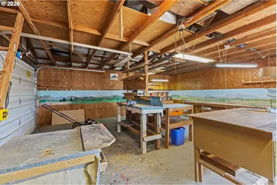 412 23rd St, Myrtle Point, OR 97458 - Photo 27