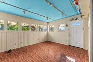 412 23rd St, Myrtle Point, OR 97458 - Photo 25