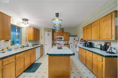 25795 Trask River Rd, Tillamook, OR 97141 - Photo 5