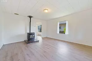 1887 Madrona St, North Bend, OR 97459 - Photo 17