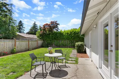 14220 SW 20th St, Beaverton, OR 97008 - Photo 37