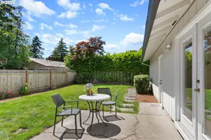 14220 SW 20th St, Beaverton, OR 97008 - Photo 37