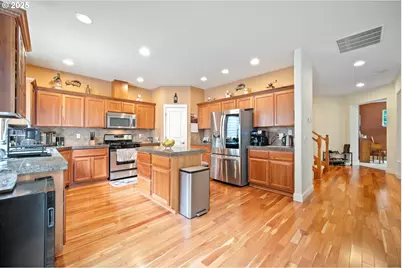 2800 NE 184th Ave, Vancouver, WA 98682 - Photo 9