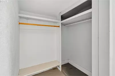 5916 SE 85th Ave, Portland, OR 97266 - Photo 17