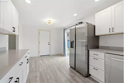 10207 NE 8th St, Vancouver, WA 98664 - Photo 17