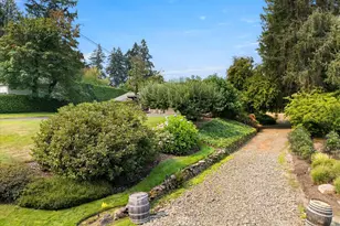 4325 SW Charming Way, Portland, OR 97225 - Photo 5