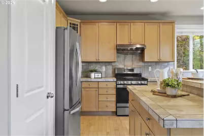 12712 SE Dream Weaver Ct, Happy Valley, OR 97086 - Photo 13
