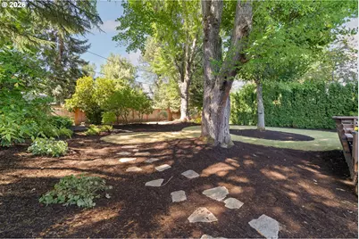 11990 SW Bowmont St, Portland, OR 97225 - Photo 41