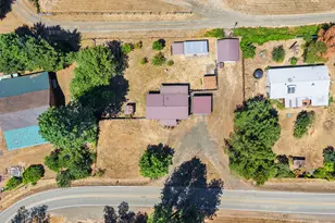 2325 Tenmile Valley Rd, Tenmile, OR 97481 - Photo 39
