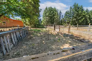 2325 Tenmile Valley Rd, Tenmile, OR 97481 - Photo 35