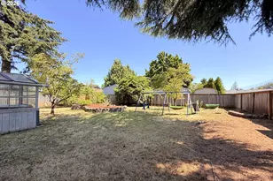 13046 Setera Cir, Oregon City, OR 97045 - Photo 35