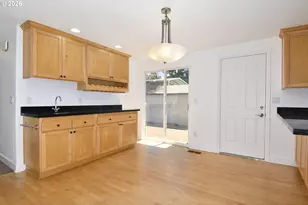13046 Setera Cir, Oregon City, OR 97045 - Photo 11