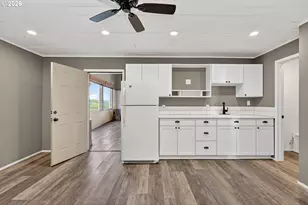 250 Schilling Rd, Lyle, WA 98635 - Photo 13