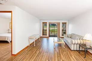 13821 NW 10th Ct, Vancouver, WA 98685 - Photo 7