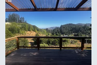 94255 Seaview Ln, Gold Beach, OR 97444 - Photo 19
